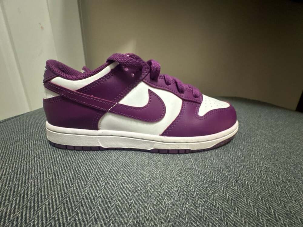 Nike Dunk Low 'Viotech White' size 2Y